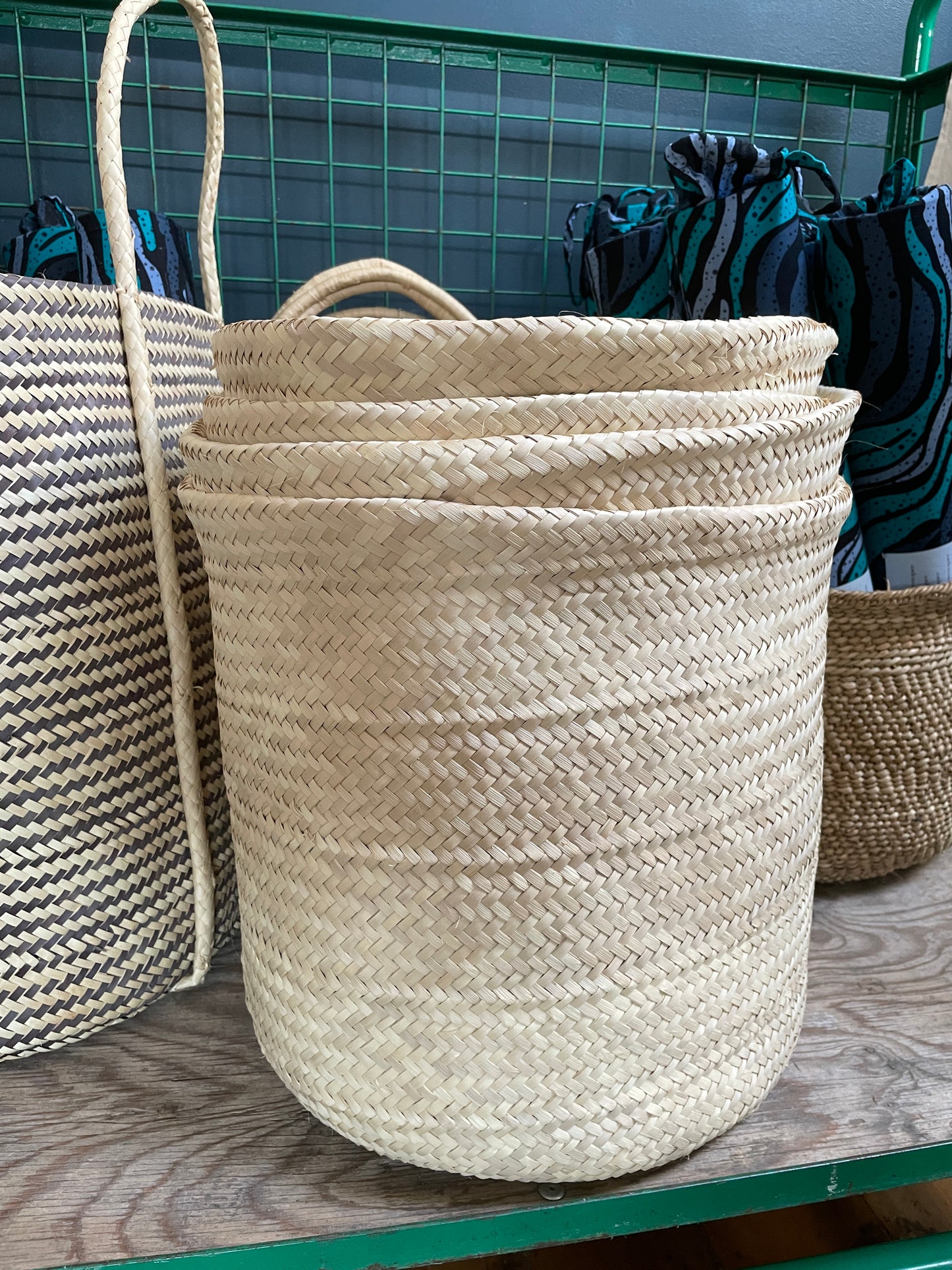 Palm leaf basket - natural