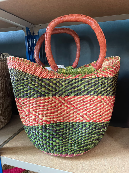Ghanaian U-shape Bolga Basket with leather handles - green/red design