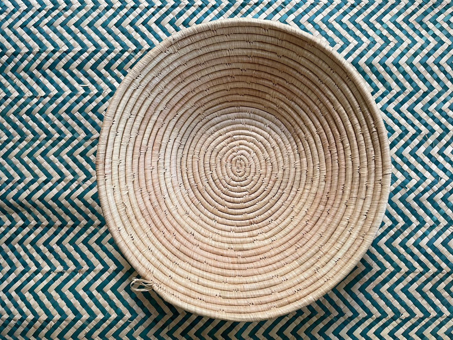 Natural round basket - extra large